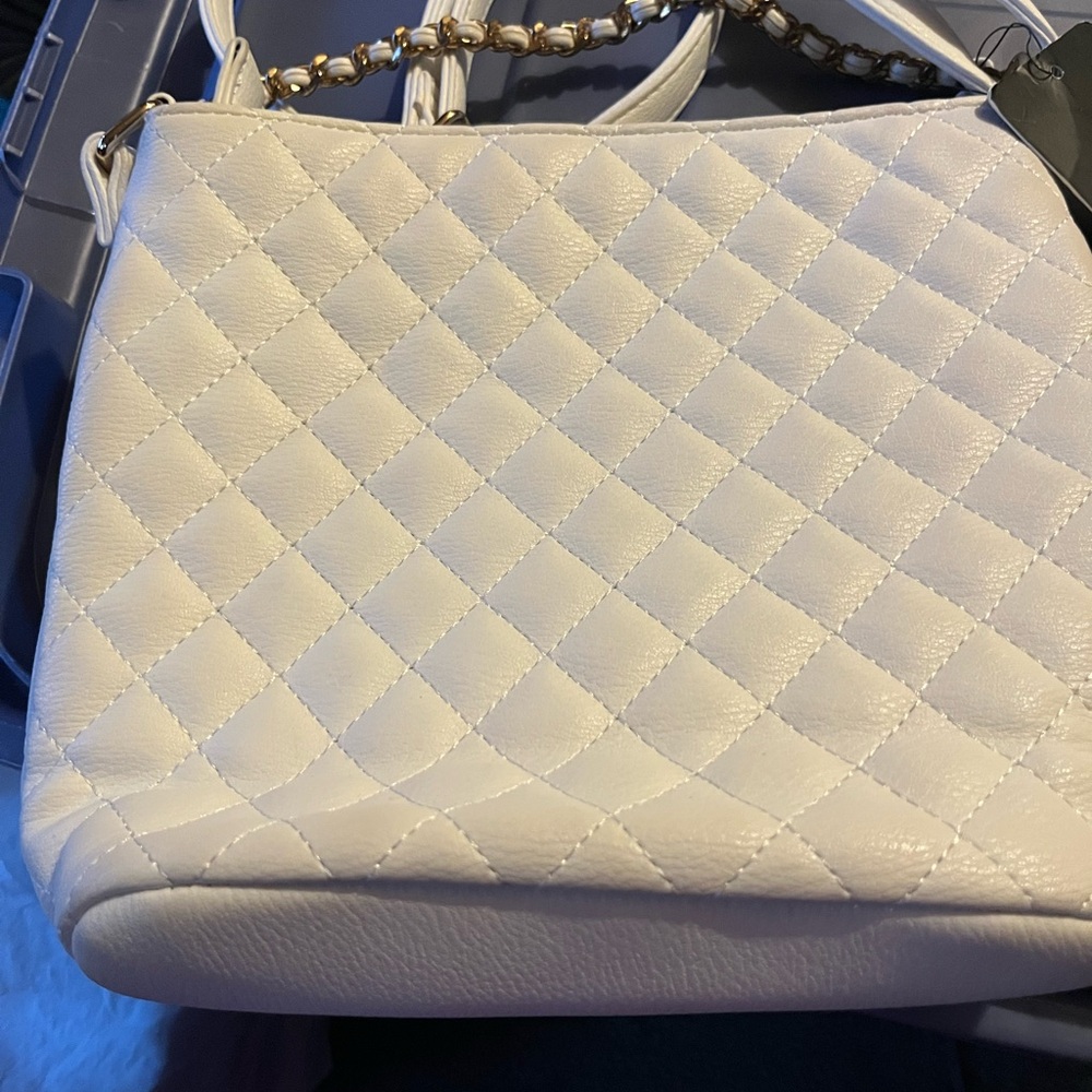 BE COOL White Quilted Shoulder Bag - Picture 2 of 4